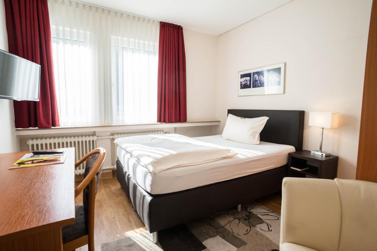 Hotel Buerger 지겐 외부 사진
